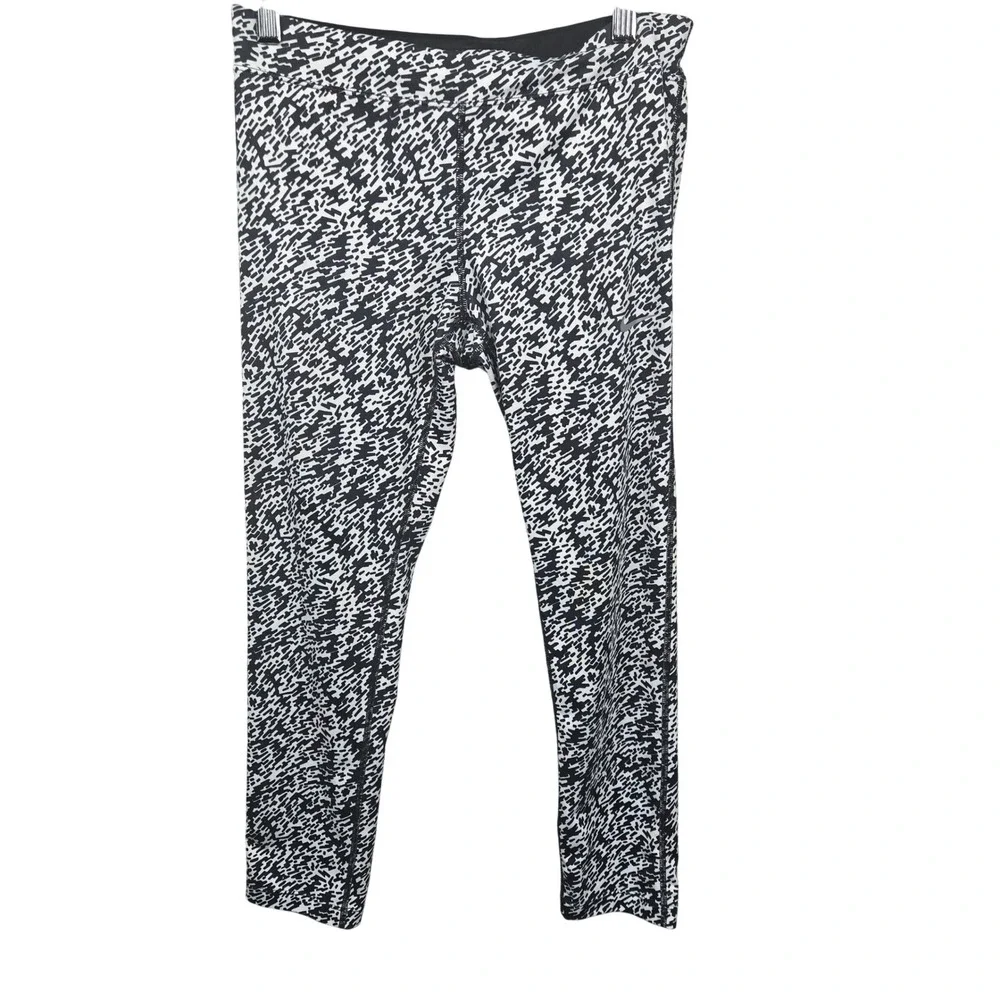 Nike Dri Fit Women Capri Leggings Black White Athletic Workout Size S‎